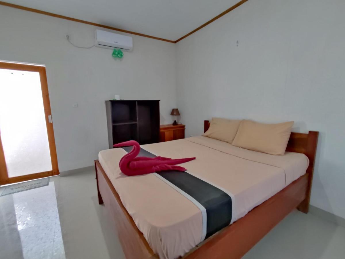 Kebun Homestay Kuta  Exteriör bild