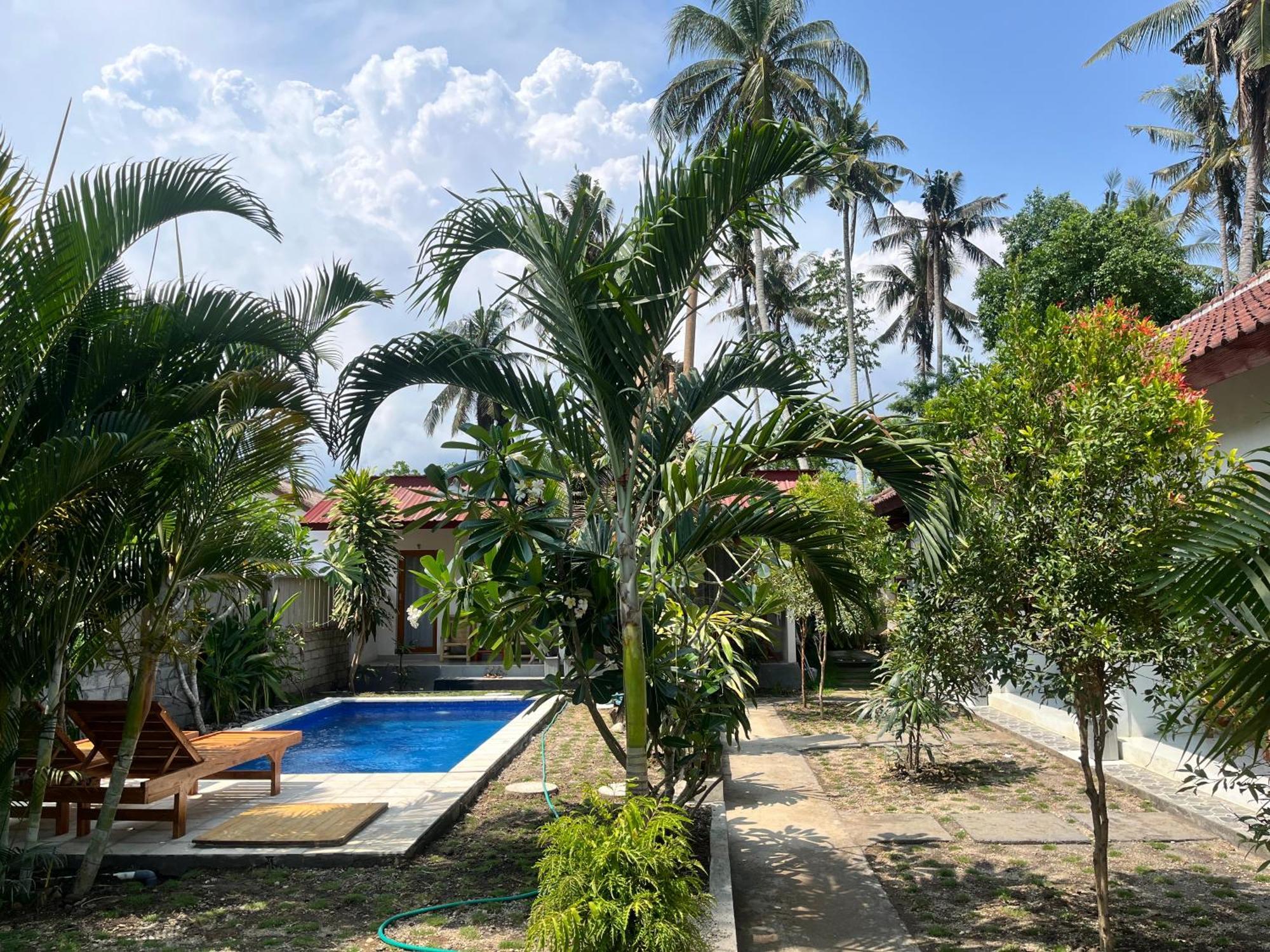Kebun Homestay Kuta  Exteriör bild